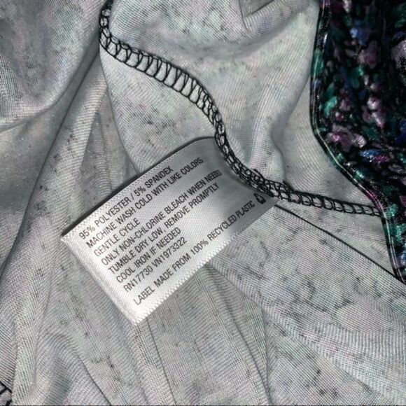 Wild Fable- Velvet Long Sleeve, Floral Dress - Picture 9 of 9